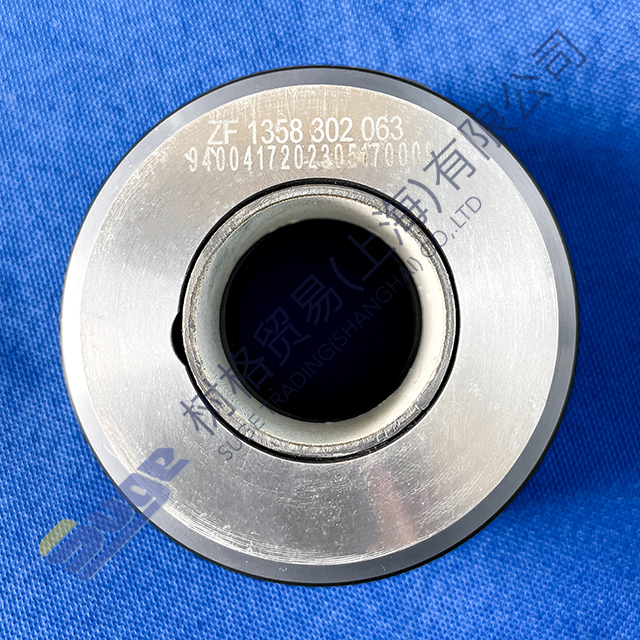 Conjunto de cilindro ZF TRAXON HG 1358 206 017