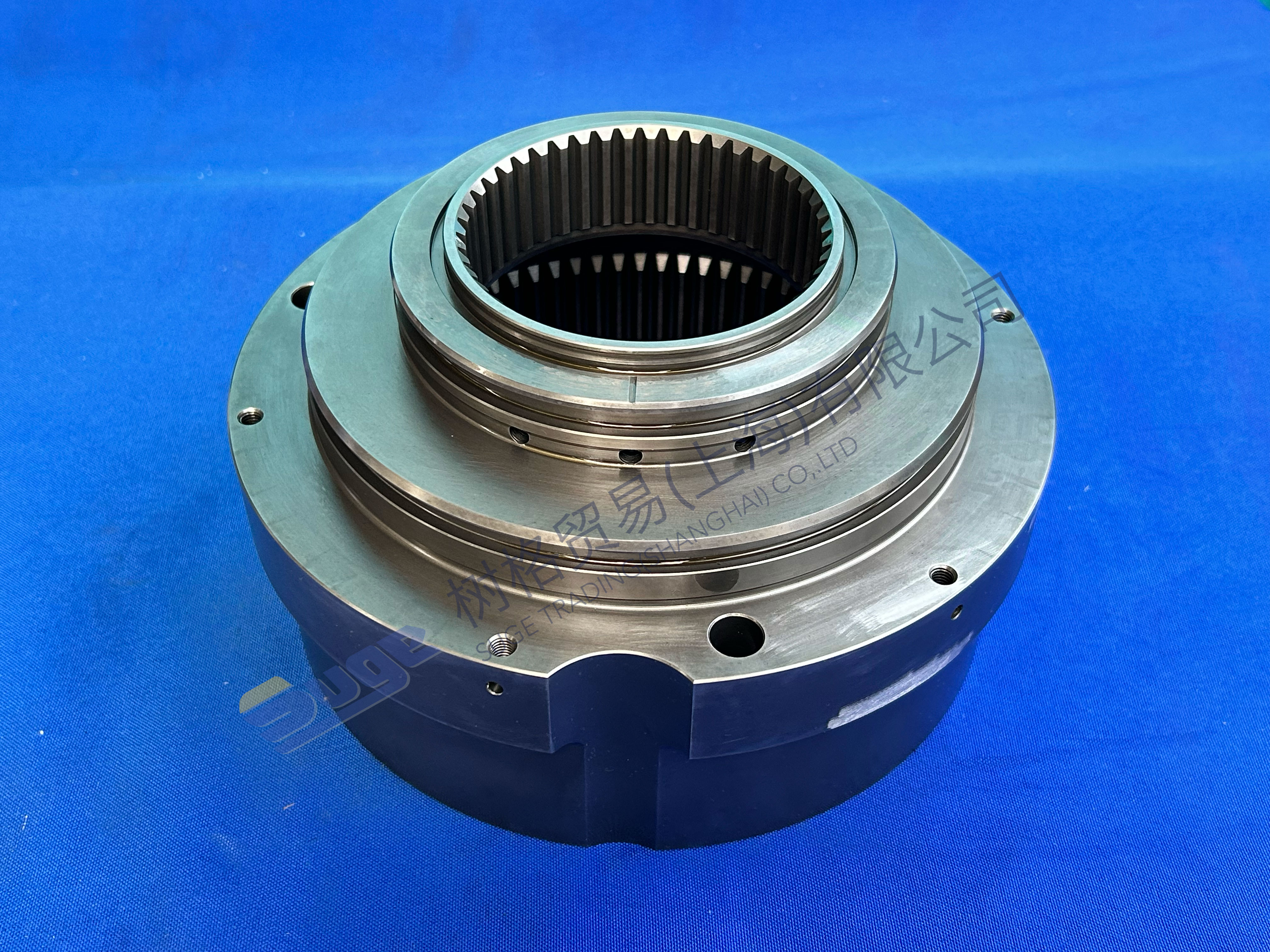 ZF MT-E Axle Hub 4472 347 056