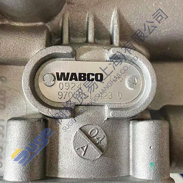 Cilindro receptor de embrague ZF WABCO 9700 514 230