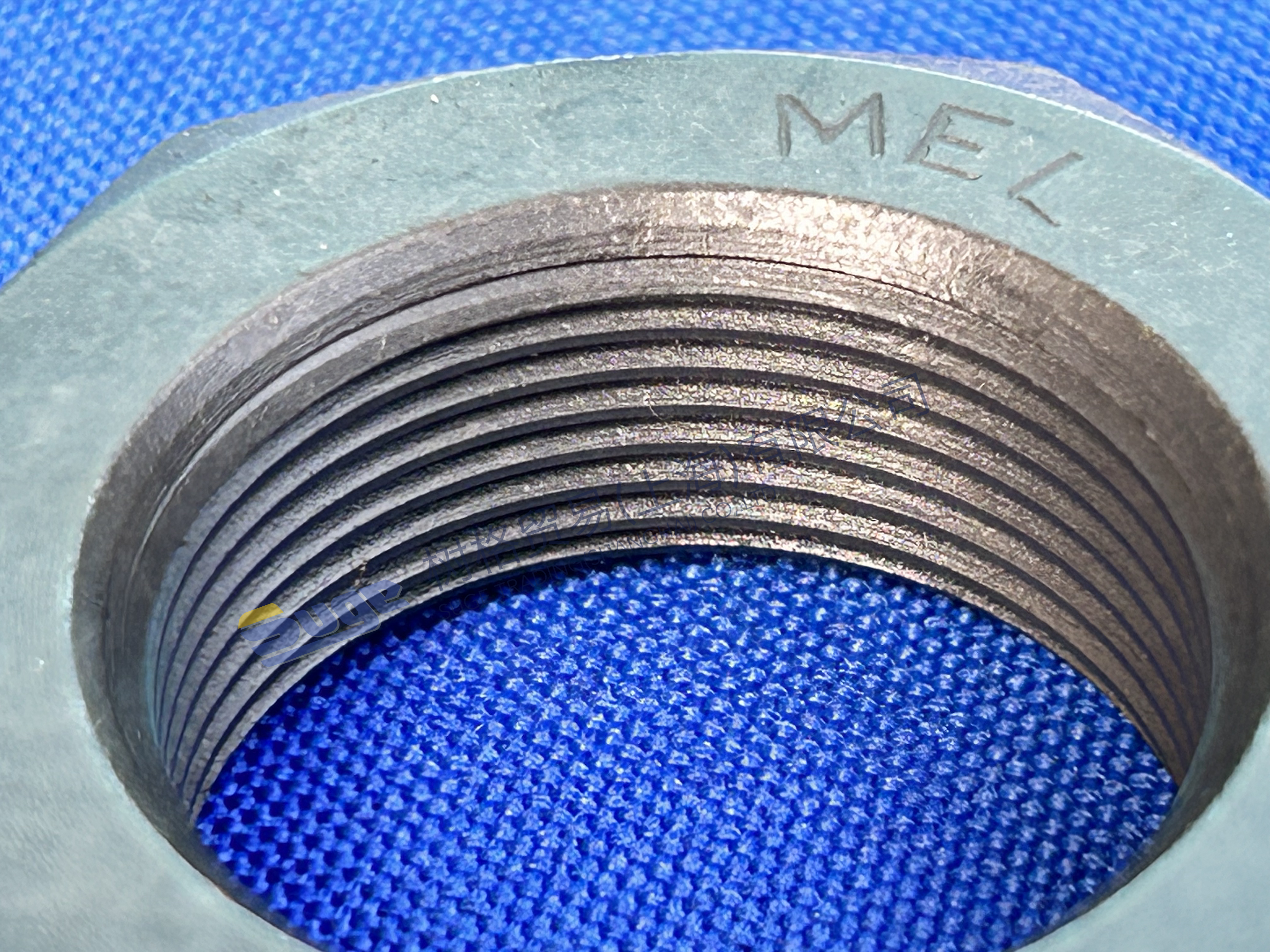 ZF MT-E Eje hexagon nueces 0501 321 854
