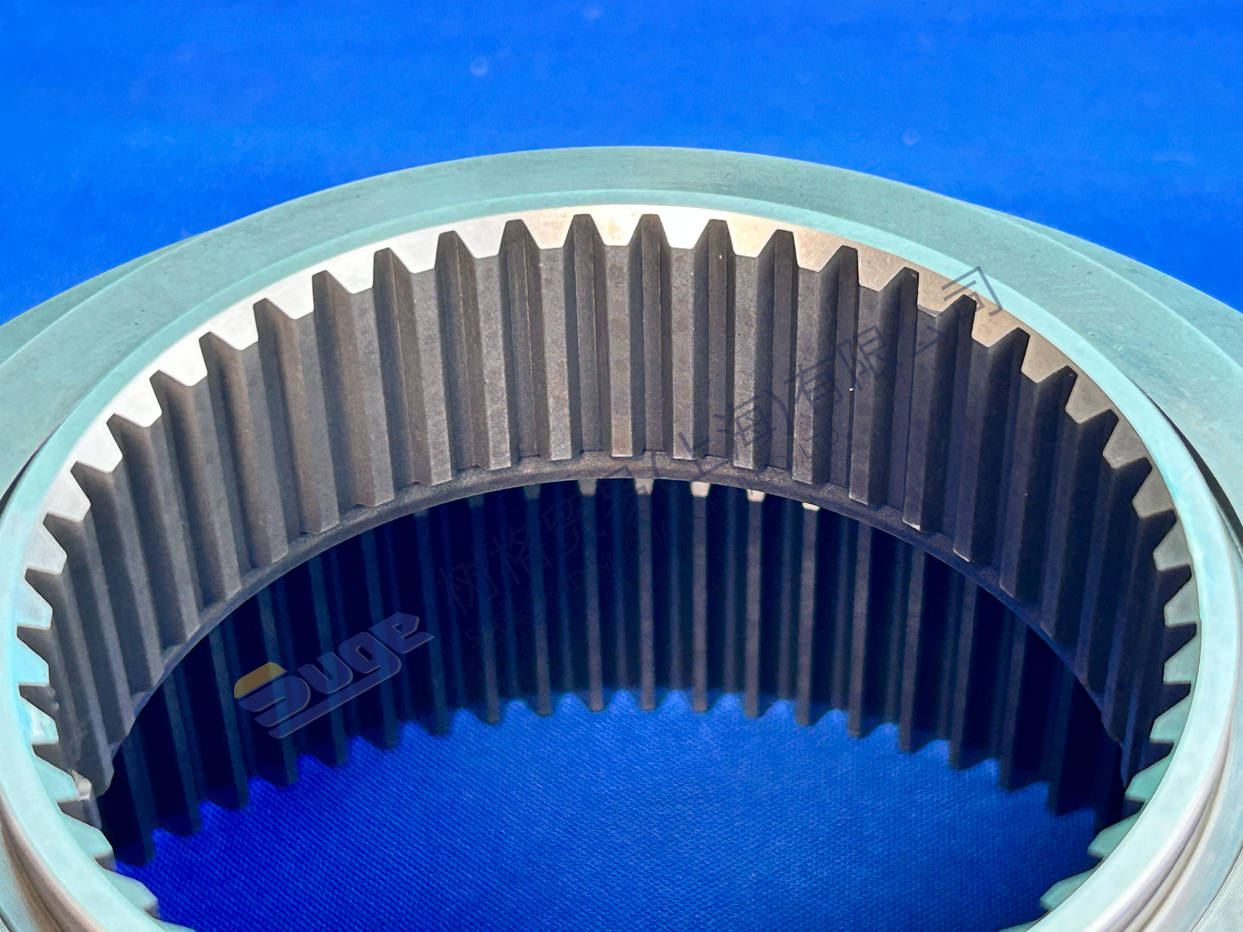 ZF MT-E Axle Hub 4472 347 056