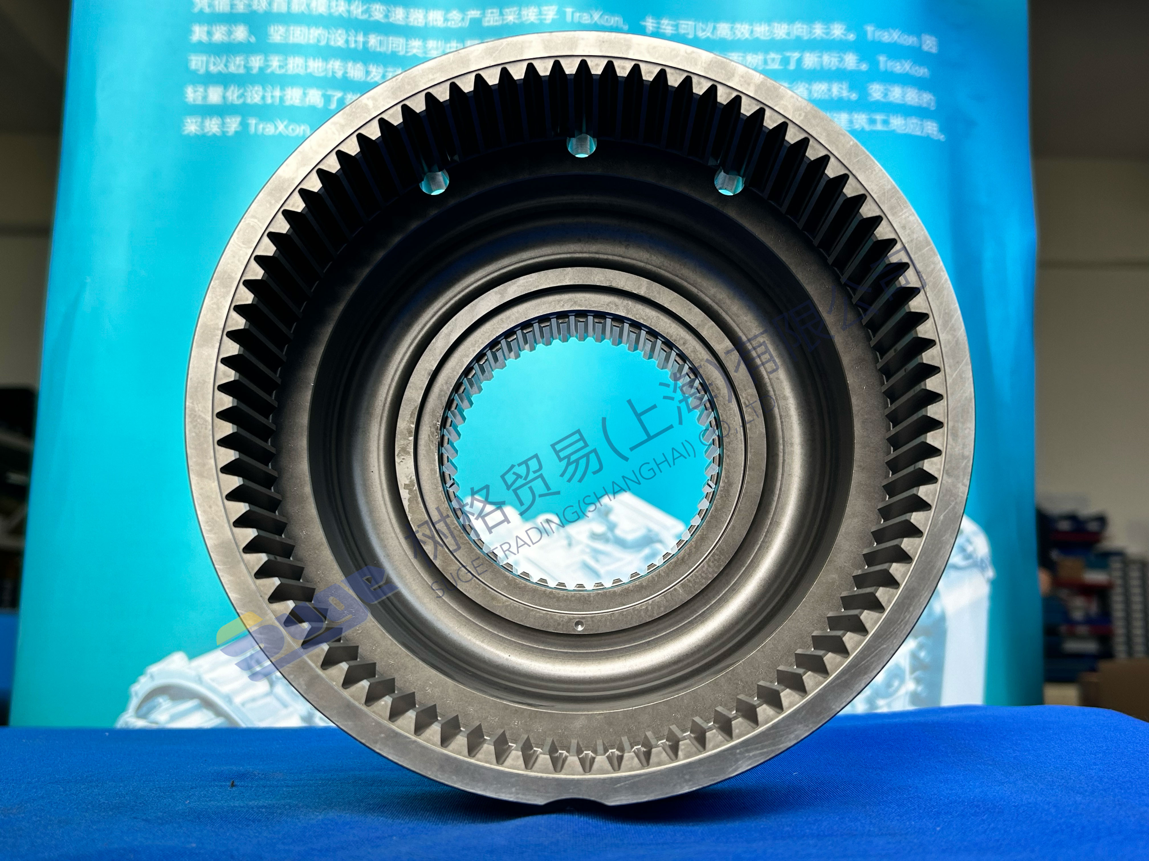 ZF MT-E Axle Hub 4472 347 056