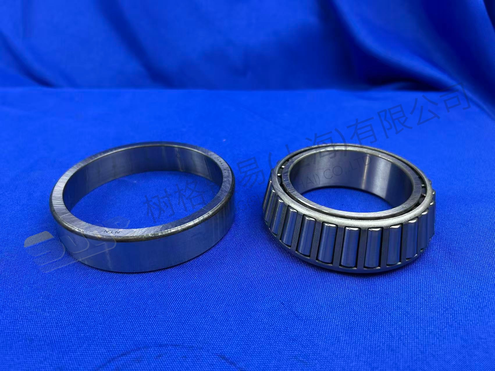 RODAMIENTO DE RODILLOS CÓNICOS ZF 0735 300 549